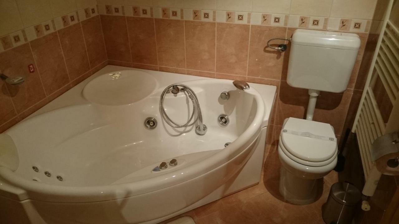 Apartment Kosic Zgaljic Екстер'єр фото