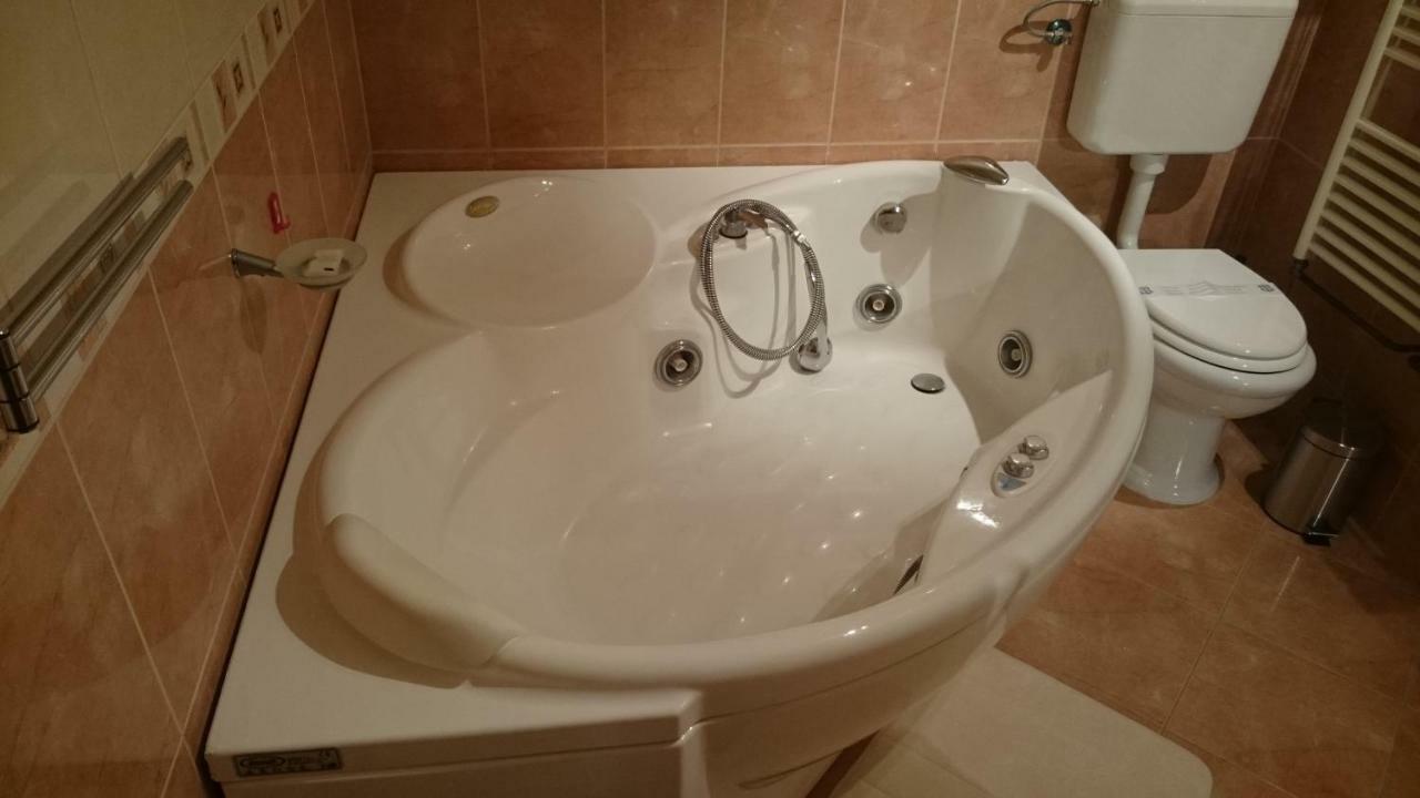 Apartment Kosic Zgaljic Екстер'єр фото